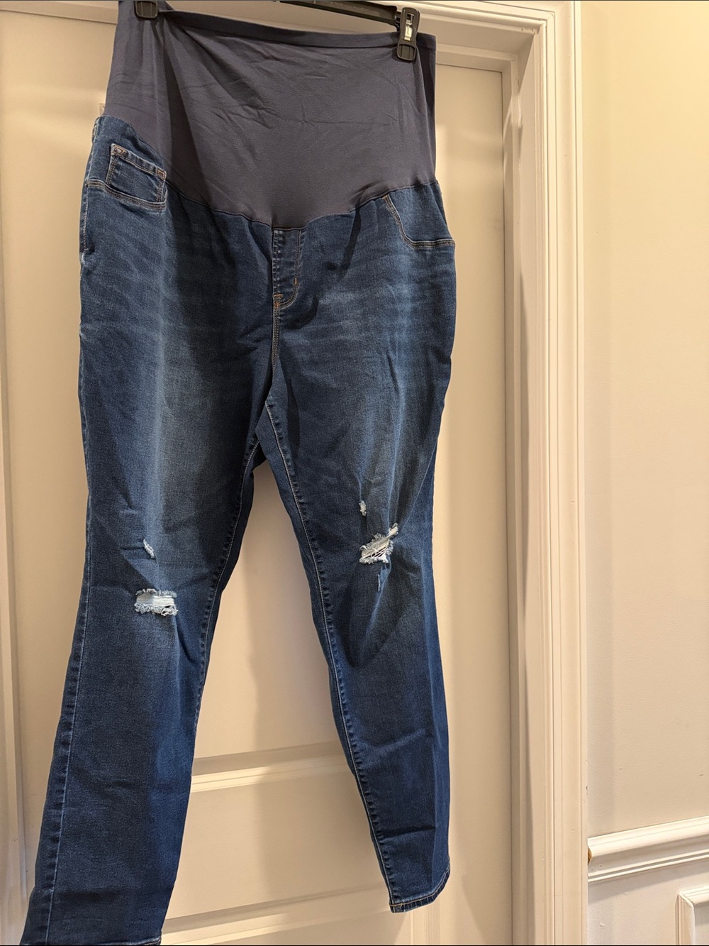 Old Navy Dark Blue Skinny Maternity Jeans with Navy Overband
